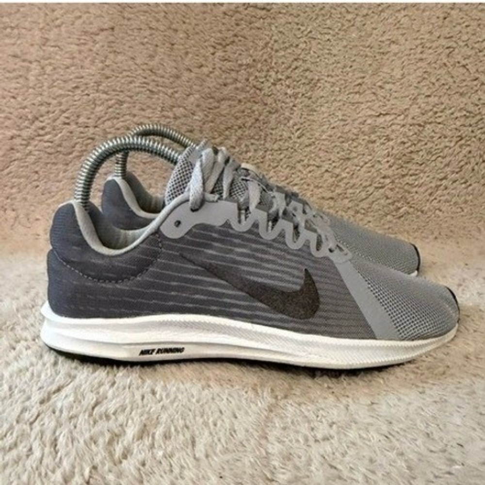 Nike Downshifter 8 Womens Running Shoes Sneakers Wolf Grey 921714-006 Size 6.5